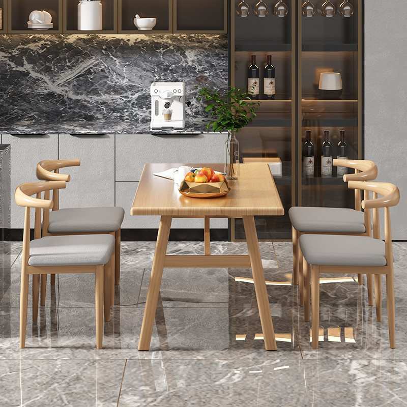 北欧餐桌椅组合家用经济小户型4人6人吃饭餐桌简约餐桌商用出租屋