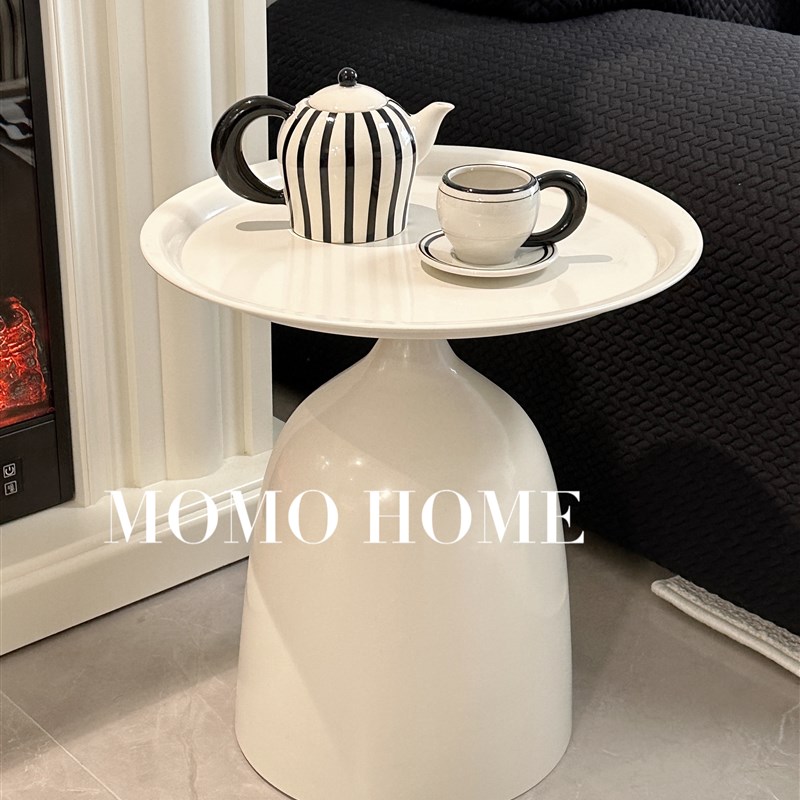 MOMO 中古风轻奢沙发v边几高级感铁艺小圆桌茶几置物架客厅