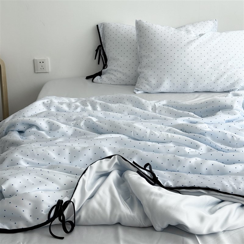 Layman蓝色波点夏季60s天丝夏D凉被四件套莱赛尔空调薄被子可机洗