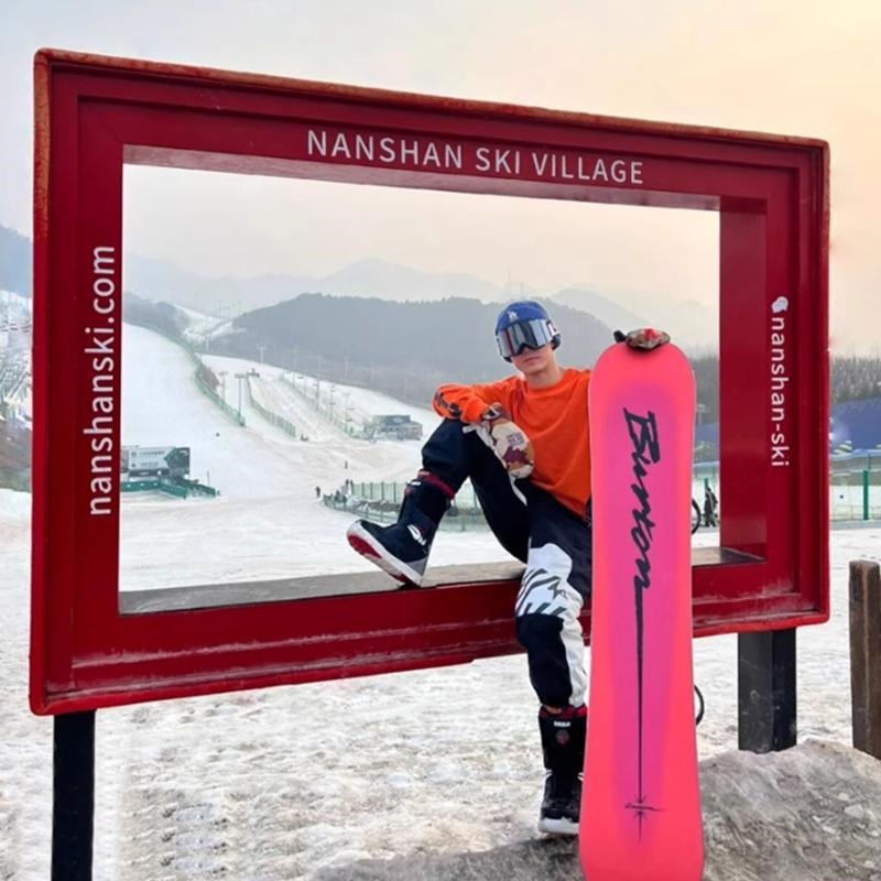 露营原木打卡相框户外景区网红摆件露营拍照道具场景布置装饰装置