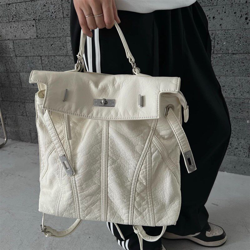 皮质双肩包女背包2025新款通勤小众高级感时P尚百搭旅游轻便高颜