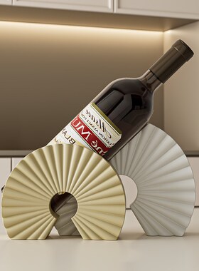 意式极简斜放红酒架摆件轻奢高x档客厅餐柜酒柜2025新款酒托装饰