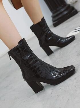 鞋女女鞋秋冬女靴婚鞋红色方头粗跟高跟大码短靴女鞋 32-48 xj