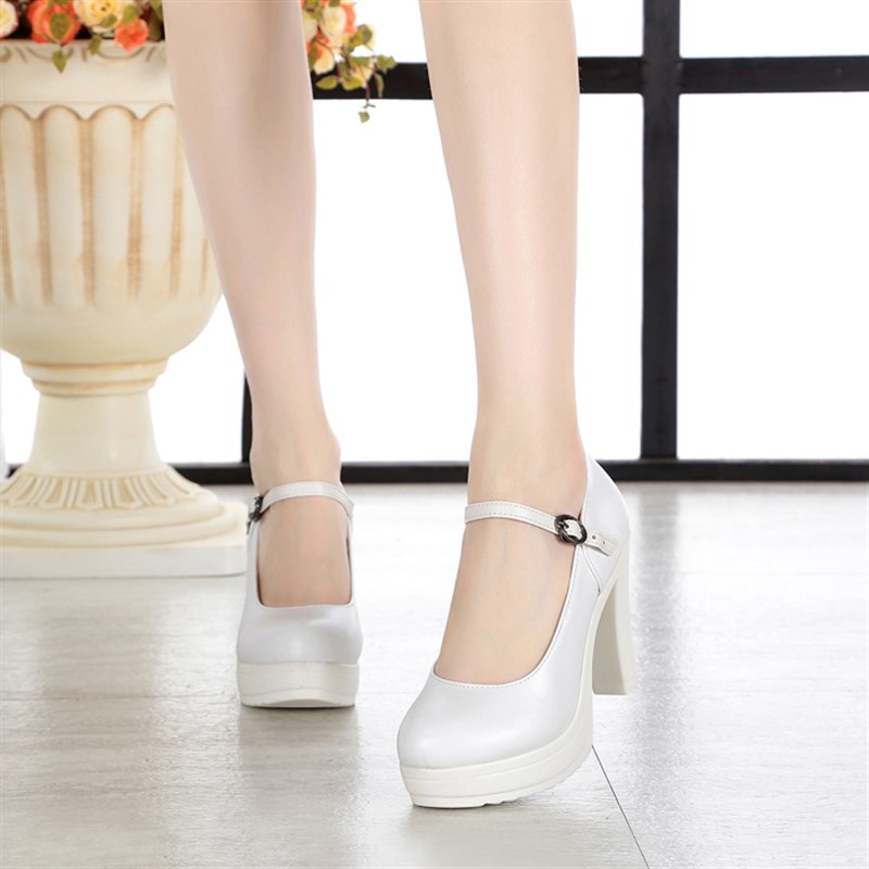 圆头浅口高跟鞋一字扣带T台走秀鞋粗跟模特演出鞋防水台33码女鞋