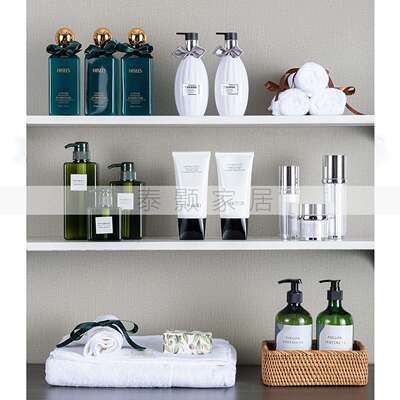 样板房卫生间浴室层架装饰品组合摆件沐浴液分装瓶护肤品毛巾道具
