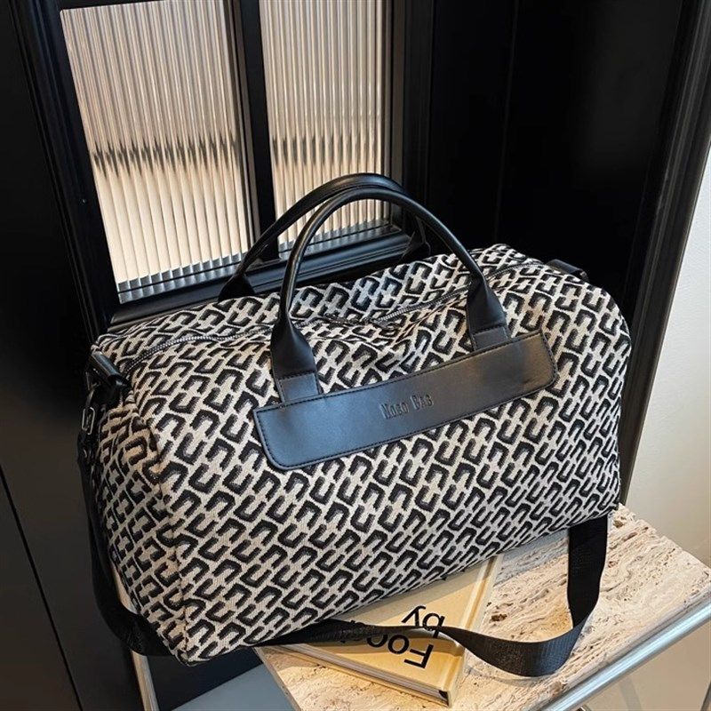 游泳包干湿分离健身包女大容量轻便防水短途旅行包2024新款行李袋