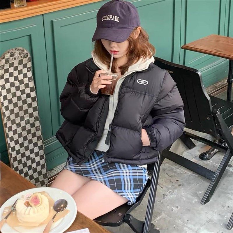 羽乐 2024新款美式刺绣短款羽绒服女冬新款小个子加厚保暖面包服