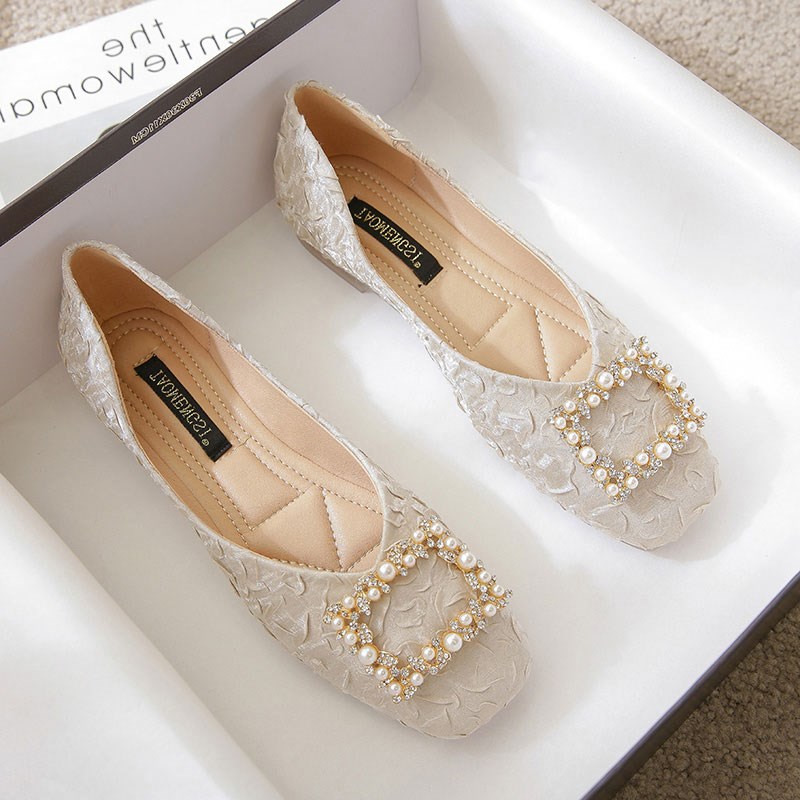 方头单鞋女秋百搭浅口2025年新款晚晚风温柔平底豆豆鞋小码33-34