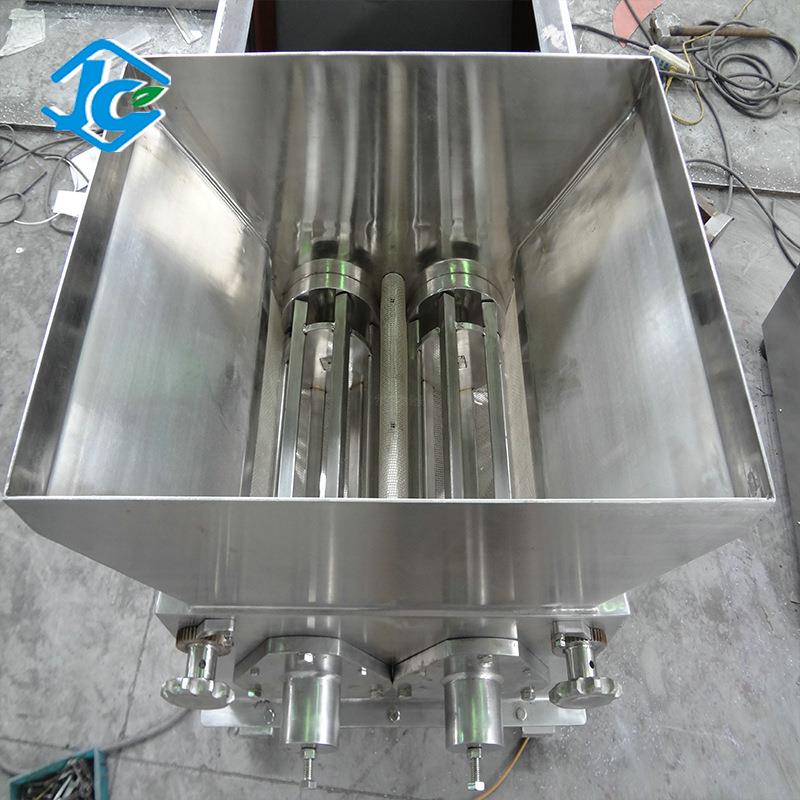 饲料制粒机摇摆颗粒机猫砂颗粒机小型全自动制丸机湿法造粒设备