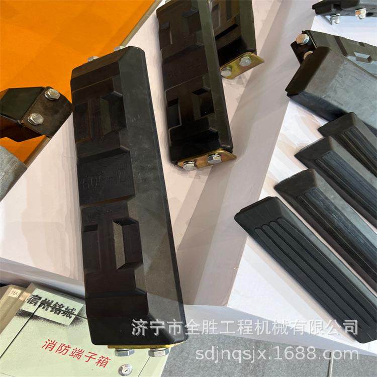 推土机履带橡胶块 山推SD16 SD22 SD32推土机履带橡胶块