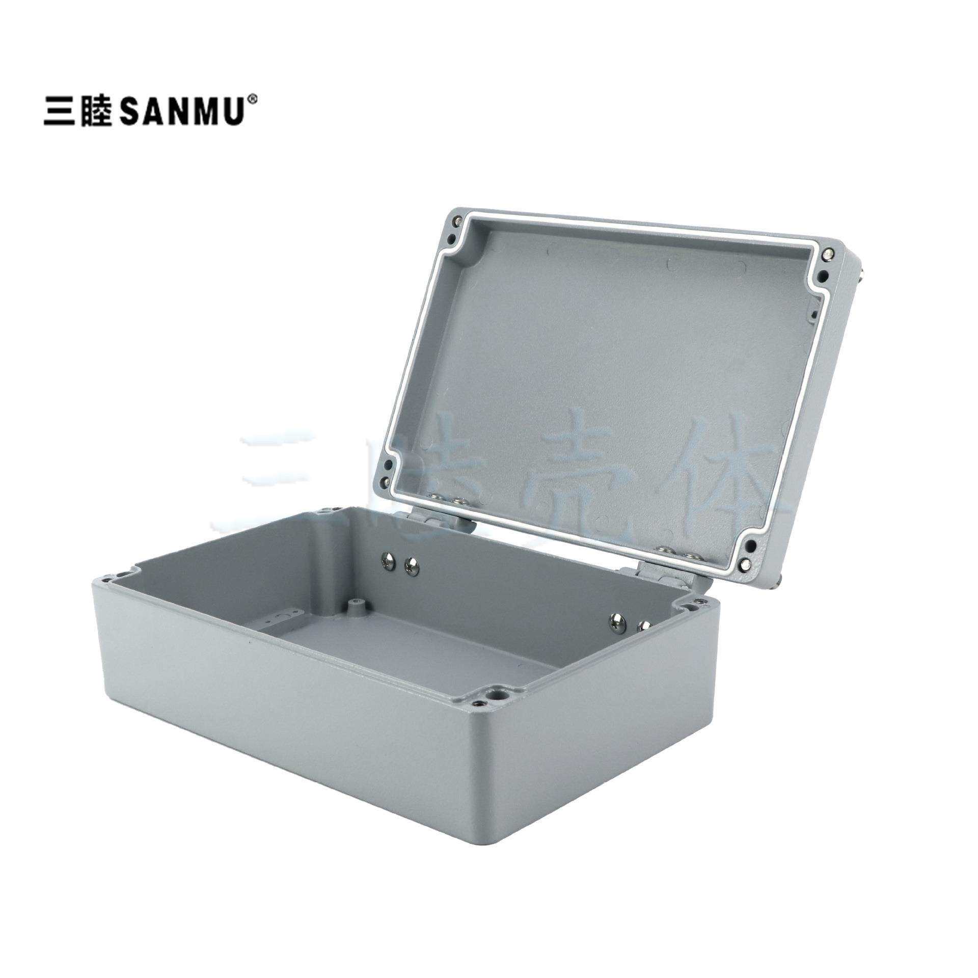 压铸铝防水盒 电源接线盒 开关按钮外壳 FA63翻盖：240*160*75MM