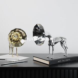 轻奢创意个性小众动物金色喇叭狗雕塑摆件酒架玄关酒店家居装饰品