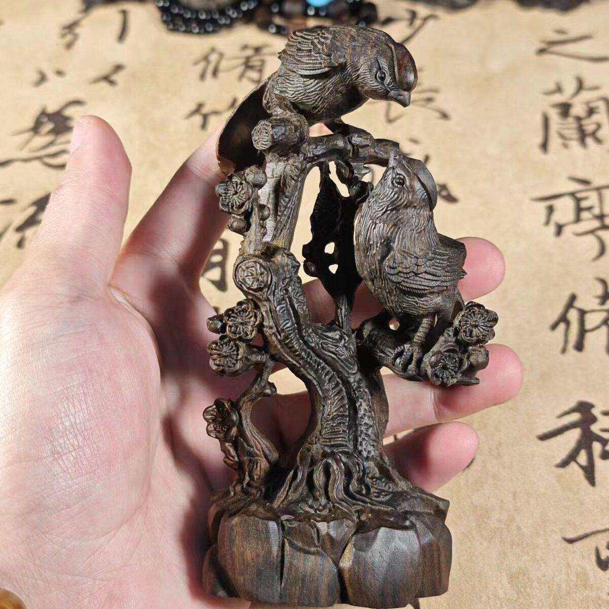 印尼沉香木雕喜上眉梢摆件实心精雕喜鹊摆件实心文玩工艺品14cm