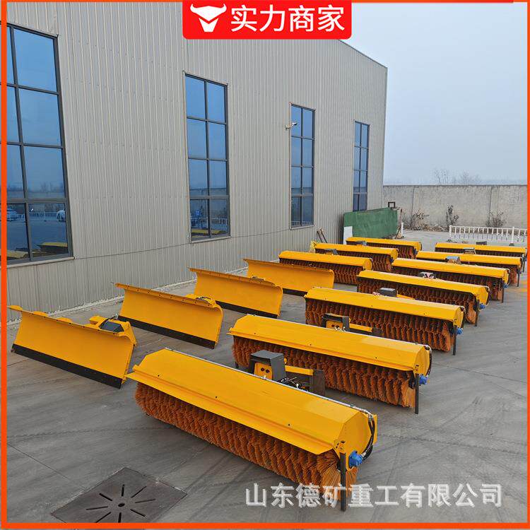 皮卡车载扫雪滚 装载机自带动力抛雪除雪神器 道路除雪设备推雪铲