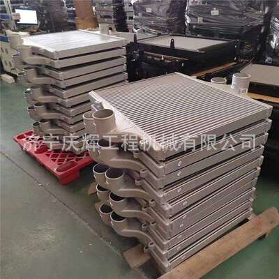 挖掘机水箱EC55 EC140BLC EC210BLC散热器 油散 中冷 机油散热器