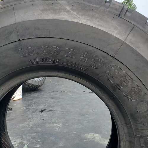 385/95R24轮胎 1400R24 1200R24吊车起重机工程轮胎