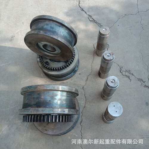 厂家加工 龙门吊起重机行走轮 直径300行车轮 单梁起重机车轮组