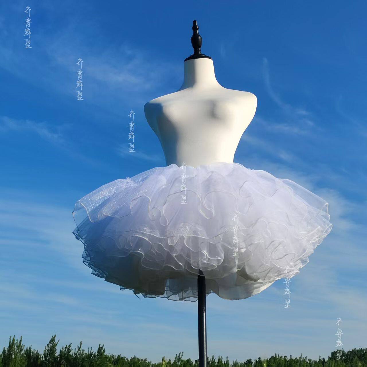 超暴力鸭屁股撑lolita超暴力撑暴力狗短鸭屁股暴力裙撑无骨纱撑