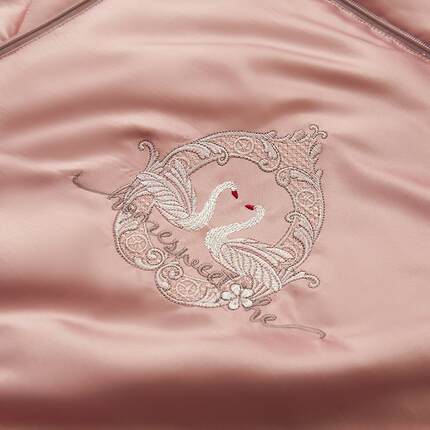 真丝抱枕被子两用办睡公室午季四毯子CHP二一合汽车内靠垫枕头车