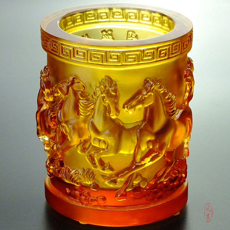 老总办公室桌摆件男士高档笔x筒八骏图招财旺事业商务琉璃马小精