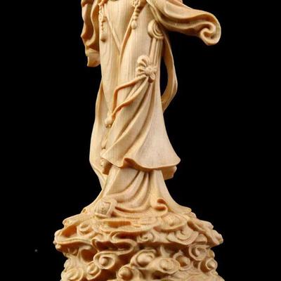 黄杨饰桧木雕嫦娥抱玉兔件中摆式居客厅装古典月宫仙子工家艺品