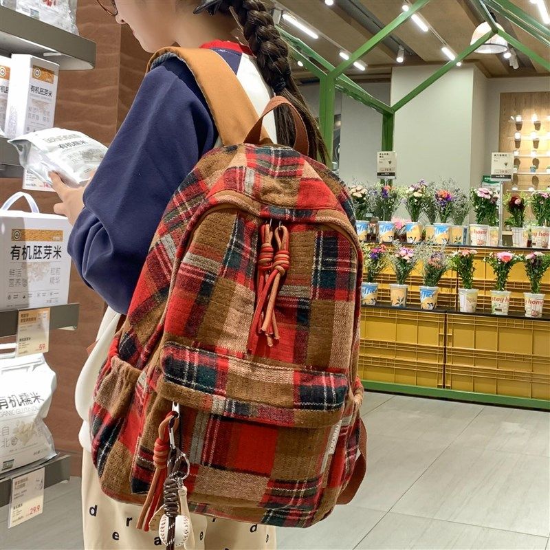 复古毛呢格纹书包女大学生拼布感秋冬厚实双肩包韩版初中生背包男,箱包皮具/热销女包/男包,双肩背包,淘宝优惠券,粉丝福利购,淘宝优惠卷