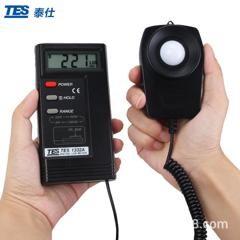 TES线3光度计TE-132A数显照度TES-1332计光照亮度测试仪光光度检