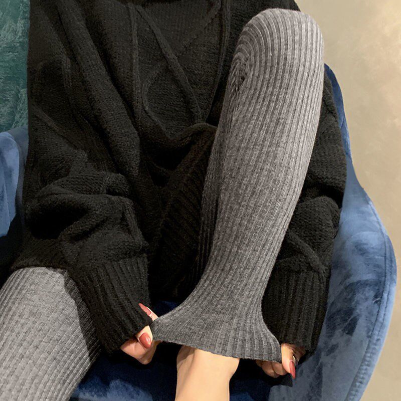 保暖加厚针织打底裤女外穿春秋冬新款高腰显瘦竖条纹紧身休闲长裤