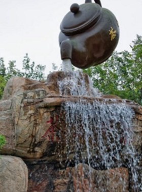 玻璃钢彩绘天壶悬空喷水 茶壶创意流水雕塑庭院 公园流水景观摆件