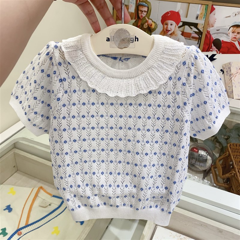 韩国童装 24夏新款女宝宝可爱木耳翻领镂空针织提花短袖上衣 T恤