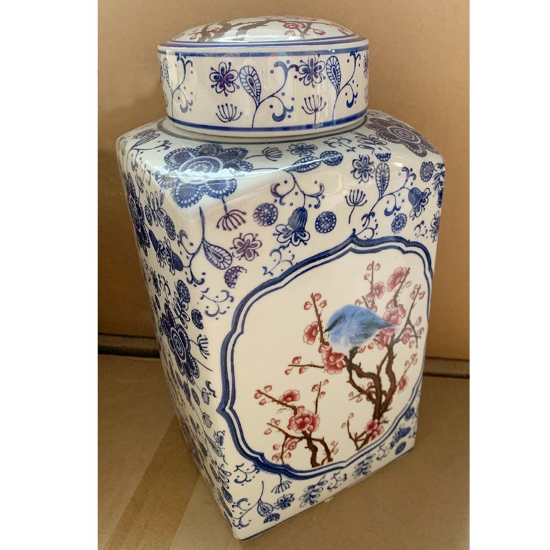 青花瓷红梅花花瓶摆件家居客厅插花电视柜装饰摆设储物罐