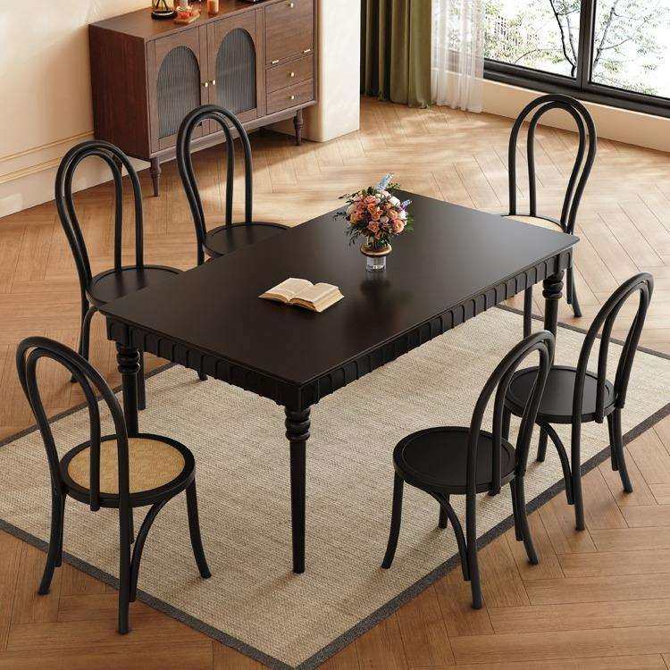 黑色餐桌法式实木餐桌椅组合长方形小户型家用2024新款中古风餐桌