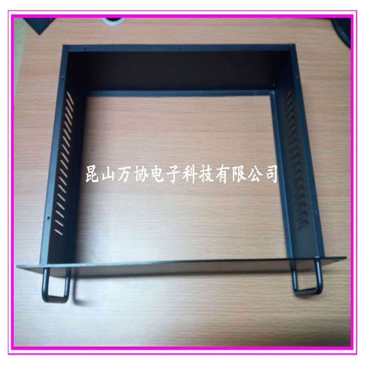 19英寸插入式U型机箱 仪表机箱2U:425*250*88(面板配有拉手)