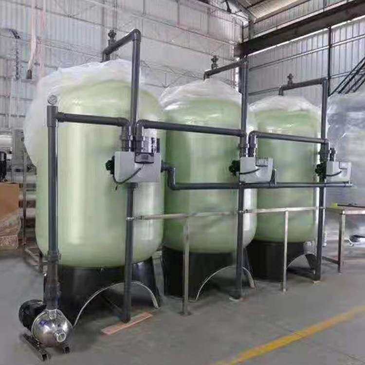 容鑫泰φ750*1900玻璃钢树脂罐 10吨锅炉软水罐价格活性炭