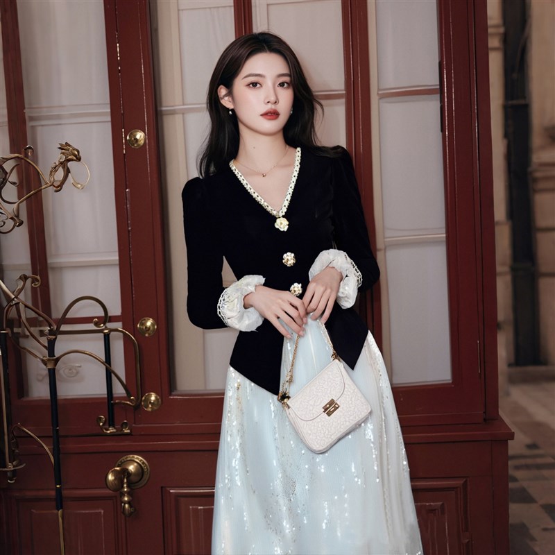 有里布2025新款大裙摆拼接时尚收腰高档气质时尚连衣裙D0310