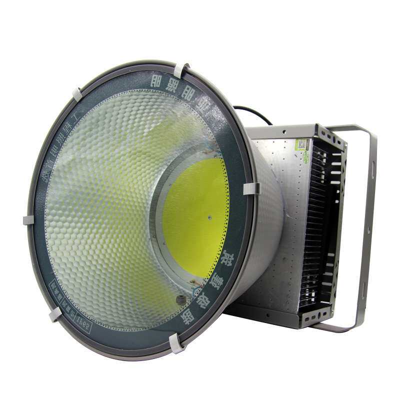 亚明亚其鳍片塔吊灯照明灯具400W600W1000WLED建筑之星LED投光灯