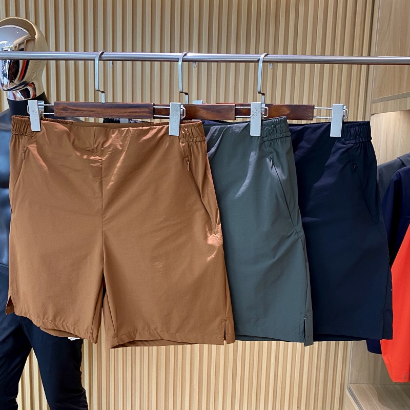 机能户外休闲短裤 男士舒适透气防泼水梭织运动速干短裤四分裤潮