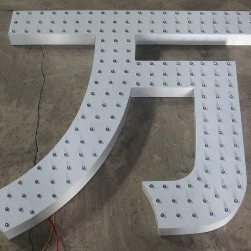 厂家制作不锈钢LED点阵发光字 制作外露字穿孔字牌