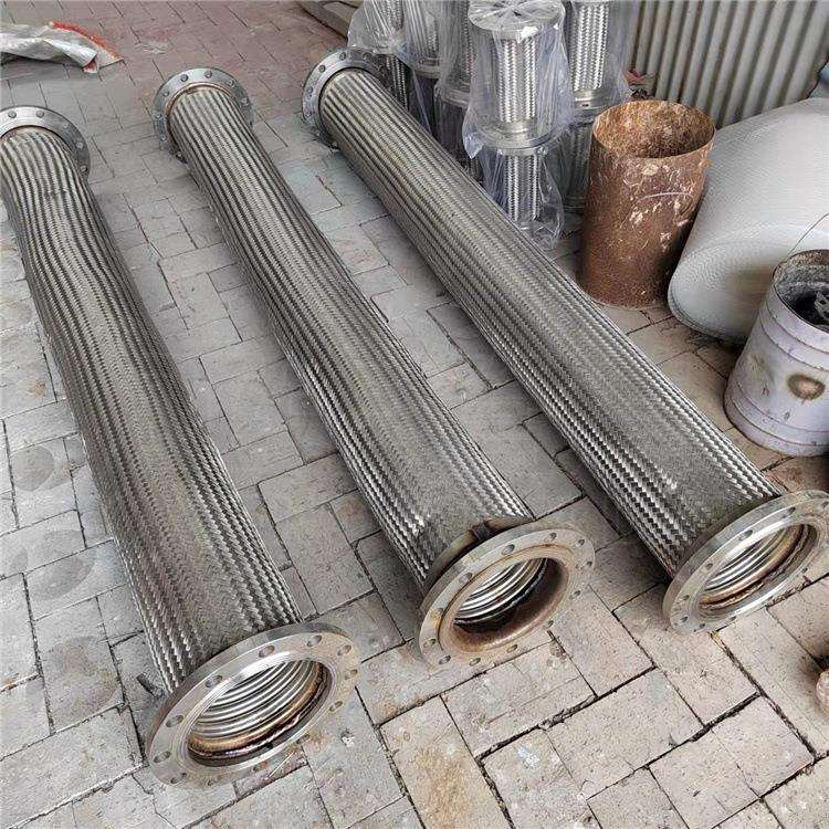 304通用不锈刚波纹补偿器 法兰式直埋波纹膨胀节厂家直销