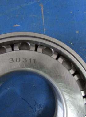 供应徐工MYF200变速箱配件800513270 GB/T297-1994轴承30311