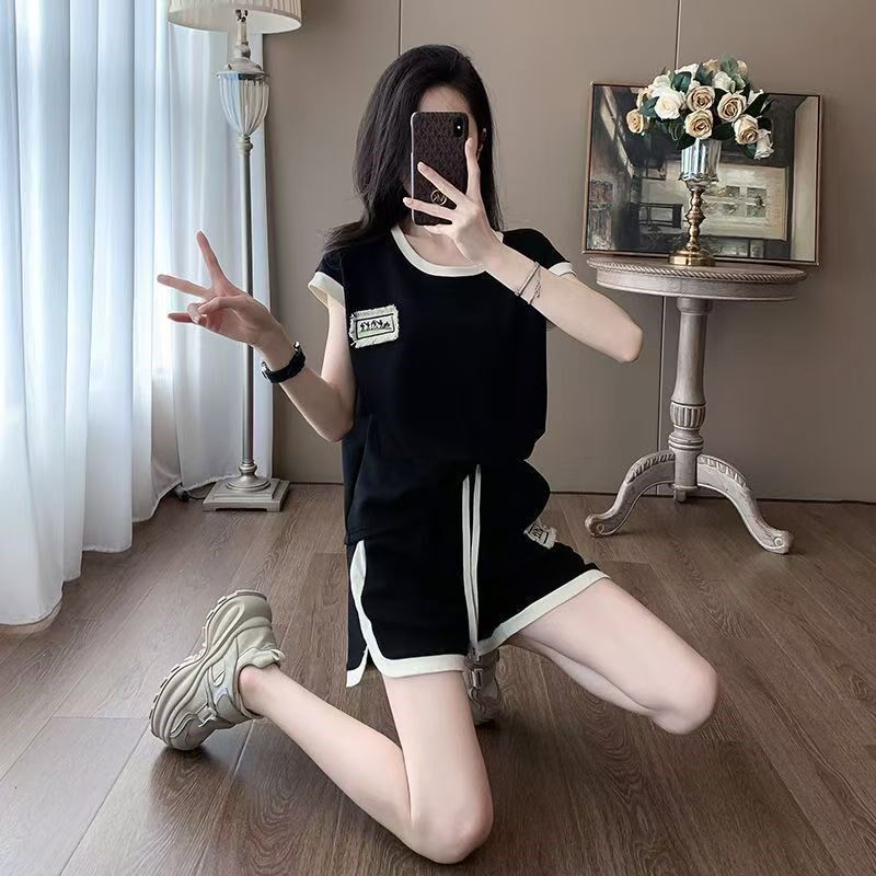 休闲运动服套装女夏季时髦短款上衣洋气显瘦减龄小个子短裤两件套