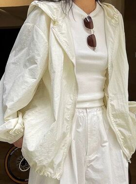 轻透连帽拉链防晒夹克夏季新款韩版宽松廓形休闲显瘦长袖外套女薄
