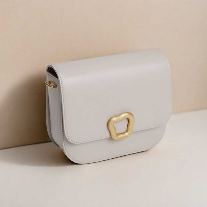 白色真皮豆腐包小方包女包包2025新款超火夏季高级质感单肩斜挎包