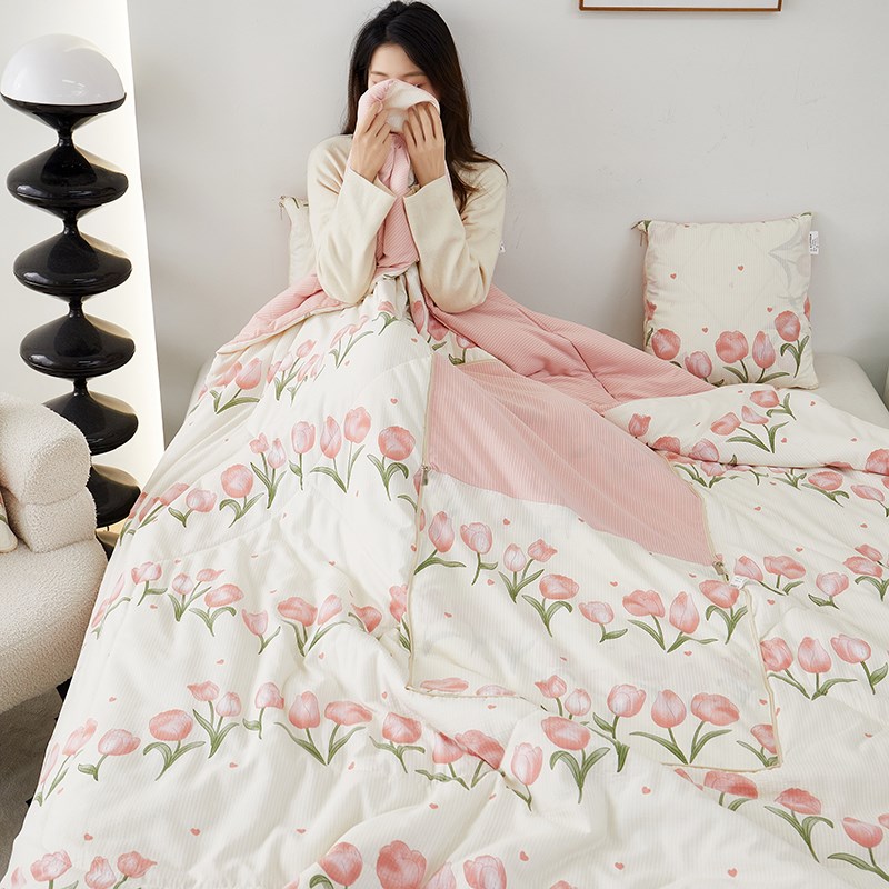 多功能抱枕被子两用午睡毯子二合一车载枕头被办公室靠枕四季通用