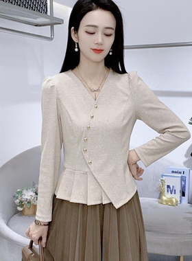 设计感长袖上衣女装初秋2024新款时尚百搭洋气减龄V领显瘦打底衫