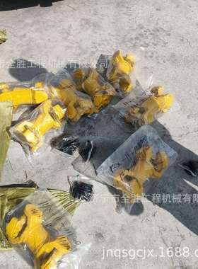 D65E-12推土机万向节14X-11-11200离合器压盘齿轮泵07443-67503