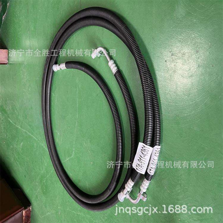 D155A-5推土机水管175-03-71540 175-03-71261