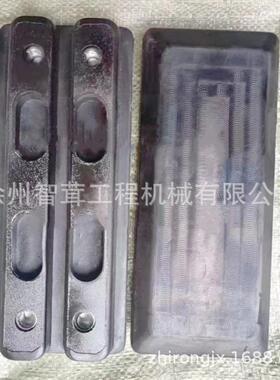 三一SAP45C8摊铺机履带板 行走胶块 260mm胶垫 配件