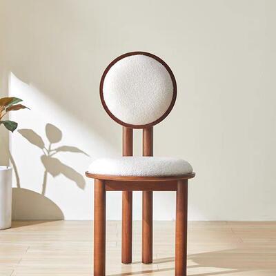 法式中古实木餐椅北欧家用奶油风化妆椅2024新款设计师休闲靠背椅