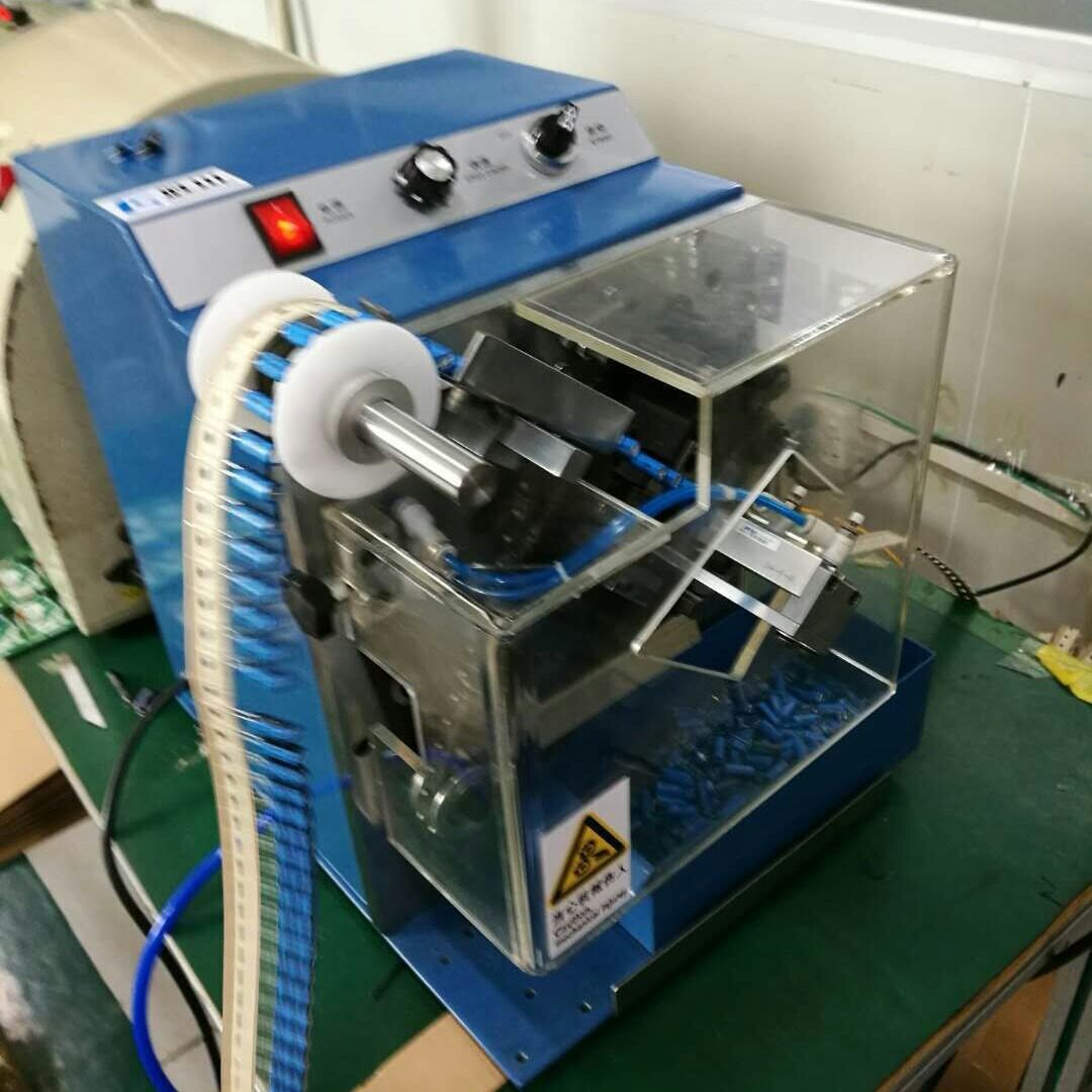 厂家编带陶瓷电容成型机/编带电解电容成型机